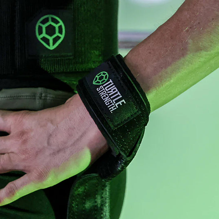 LEATHER WEIGHT LIFTING STRAPS- BLACK a Wicked NRG